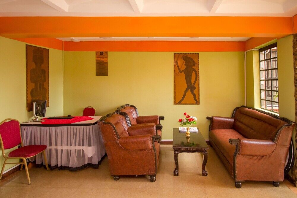 The Luke Hotel - Cravers Thika Bagian luar foto
